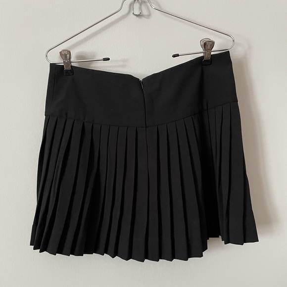 Aqua Black Pleated Mini Skirt - Picture 2 of 2
